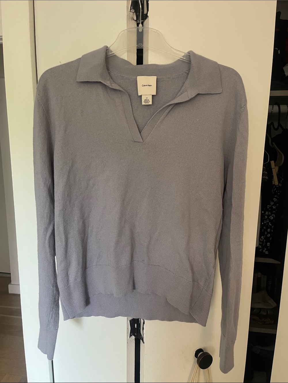 Calvin Klein Women's Light Gray V-Neck Collared Sweater